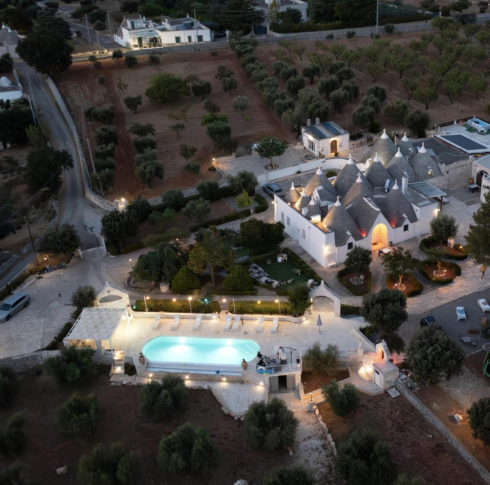 Trullo Il Focolare In Masseria Cisternino Εξωτερικό φωτογραφία